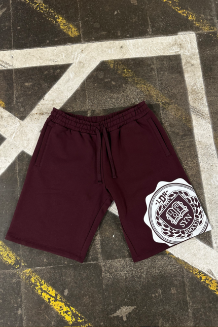 BURGANDYSHORTS-700x1050