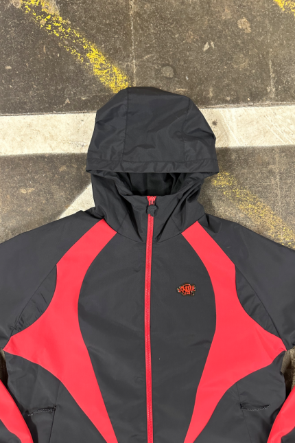 JACKET1_3_8b1bcd65-f2ee-4f56-8f51-67cccc7ec15a-700x1050