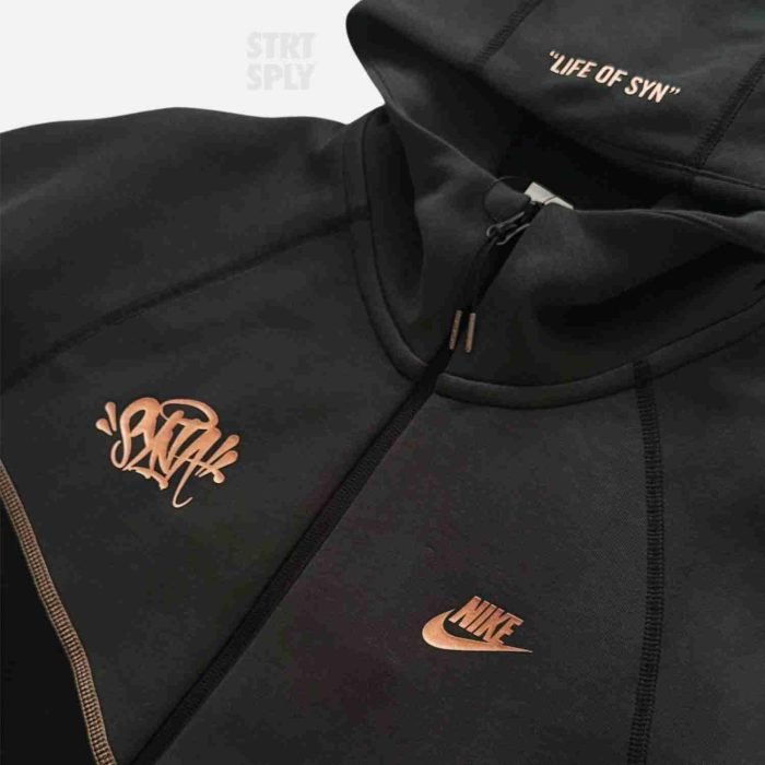 NIKESYNAWORLDTECHFLEECEBLACKBRONZESTRTSPLYCENTRALCEE3